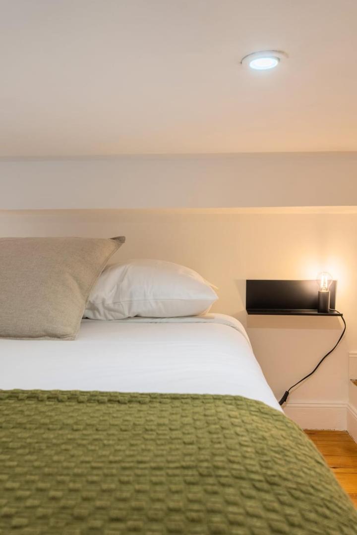 Charming Renovated And Bright In The Center Appartement *